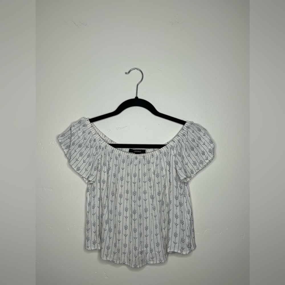 Scoop neck top